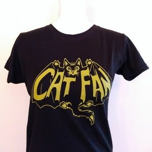 NWT Cat Fan Fitted Tee